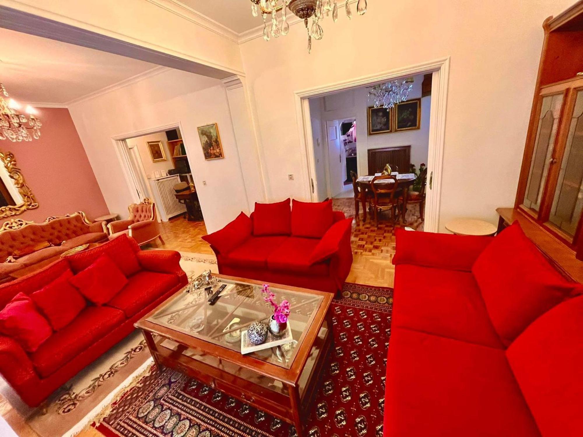 100 M2 In The Center Of