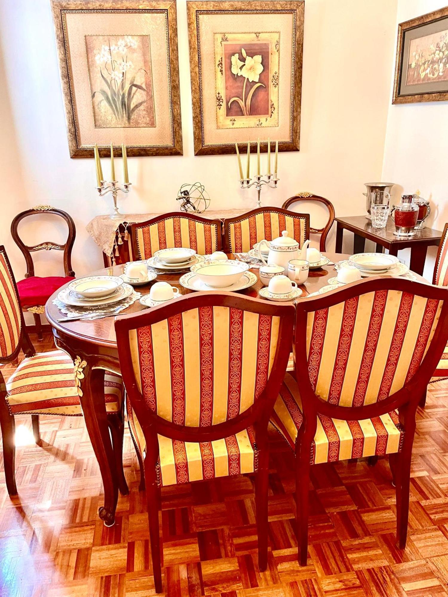 Apartment 100 M2 In The Center Of Athens
